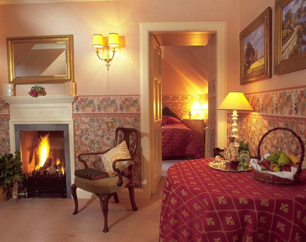 Roman Camp Country House Hotel Callander Bagian luar foto