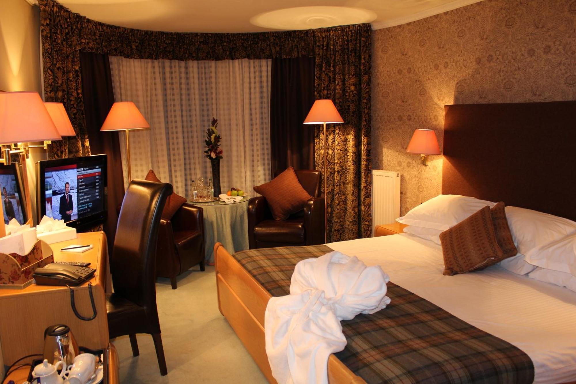 Roman Camp Country House Hotel Callander Bagian luar foto